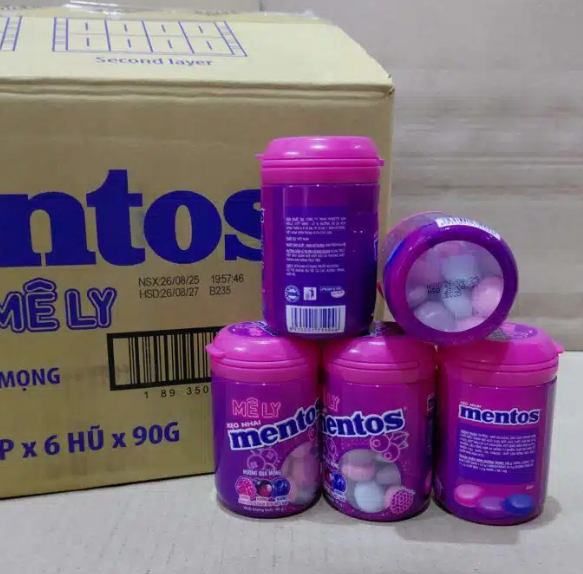 Mentos Chewy Candy Mix Berry Flavor 90g